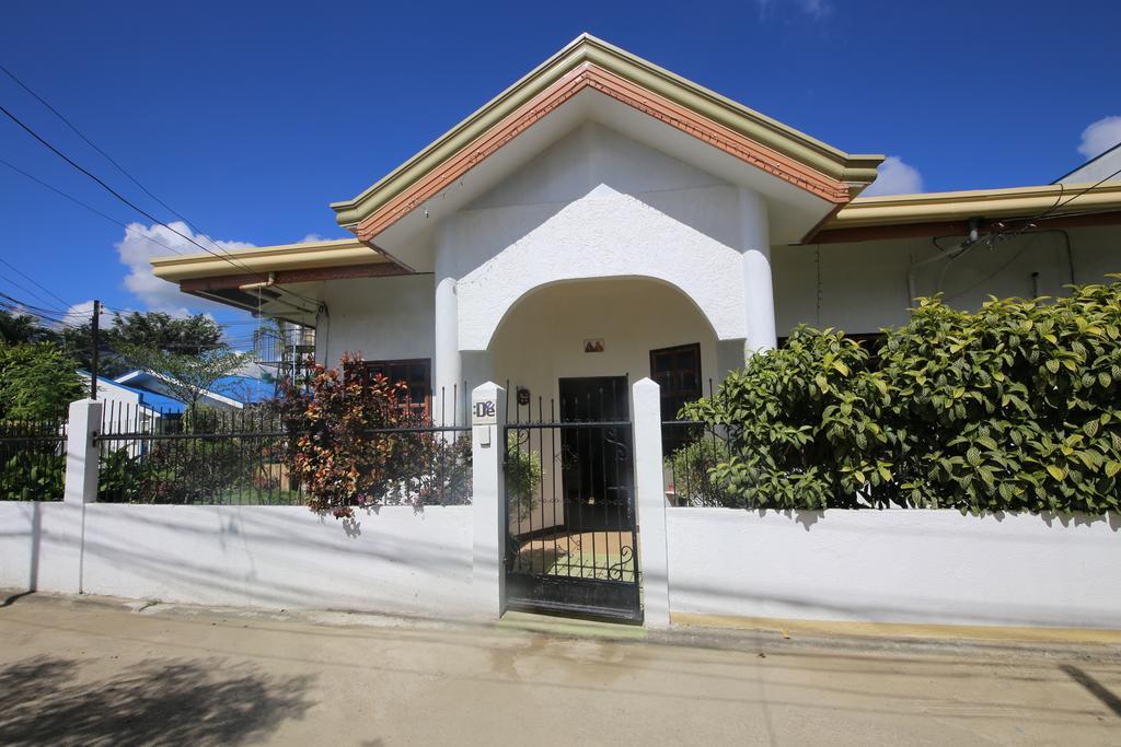 Dee Guest House Lapu-Lapu City Eksteriør bilde