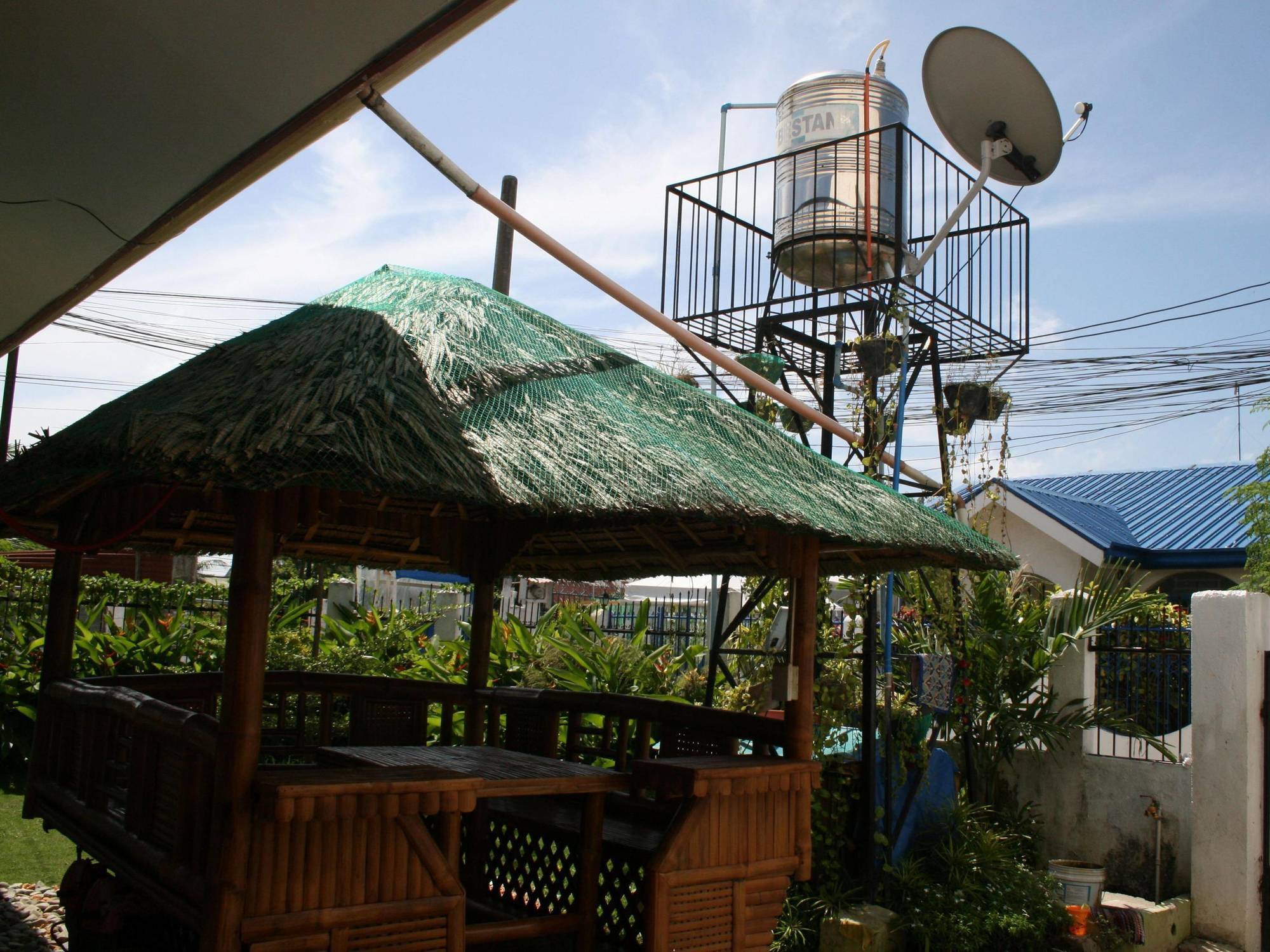 Dee Guest House Lapu-Lapu City Eksteriør bilde